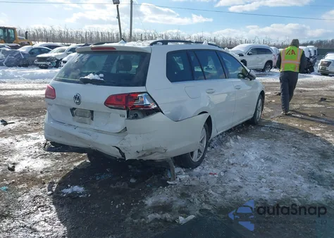 2015 Volkswagen Golf Sportwagen Tdi S 4-Door z USA, uszkodzony, nr VIN 3VWCA7AU9FM508586